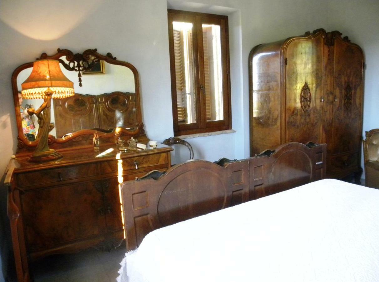 Appartamenti Verde Collina Umbra Bevagna Luaran gambar